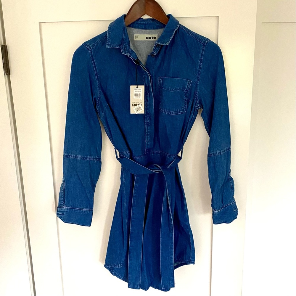 NWT Topshop Moto Denim Mini Shirt Dress Long
Sleeves Belted Collared - Size 4